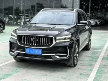 2025 Geely Monjaro с пробегом 23 000 км