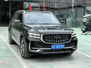 2025 Geely Monjaro с пробегом 23 000 км
