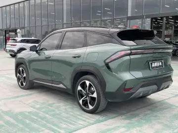 2024 Geely Galaxy L7 с пробегом 54 000 км