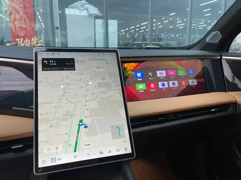 2024 Geely Galaxy L7 с пробегом 54 000 км