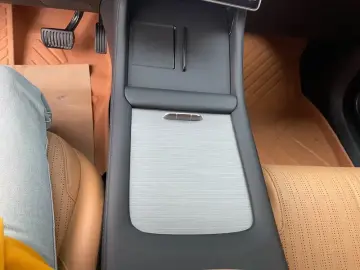 2024 Geely Galaxy L7 с пробегом 54 000 км