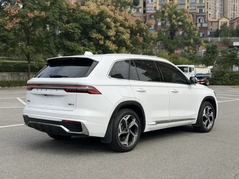 2021 Geely Monjaro с пробегом 59 000 км