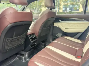 2021 Geely Monjaro с пробегом 59 000 км