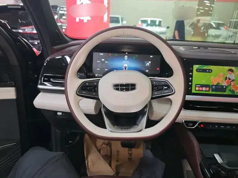 2024 Geely Monjaro с пробегом 49 900 км