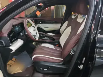 2024 Geely Monjaro с пробегом 49 900 км