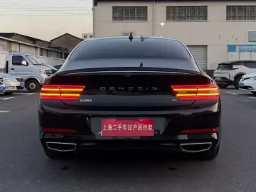 2023 Genesis G80 с пробегом 70 000 км
