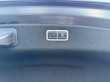 2023 Genesis G80 с пробегом 70 000 км