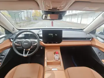 2024 Haval H6 с пробегом 6 000 км