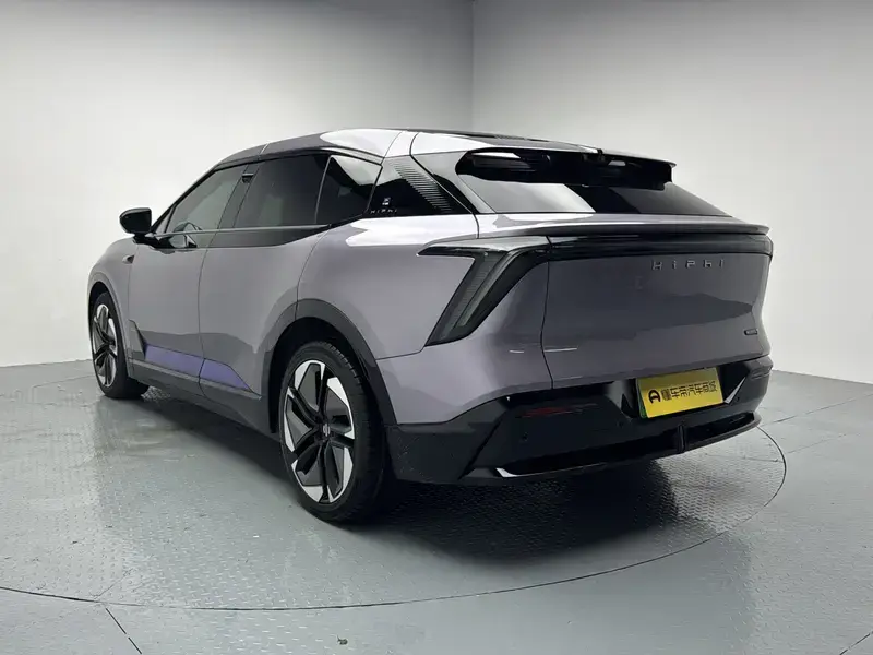 2023 HiPhi Y с пробегом 74 800 км