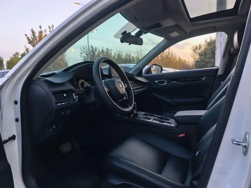 2023 Honda Civic с пробегом 56 000 км
