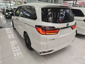 2022 Honda Odyssey с пробегом 85 000 км