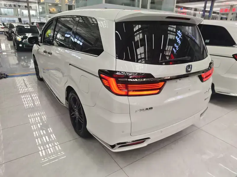 2022 Honda Odyssey с пробегом 85 000 км