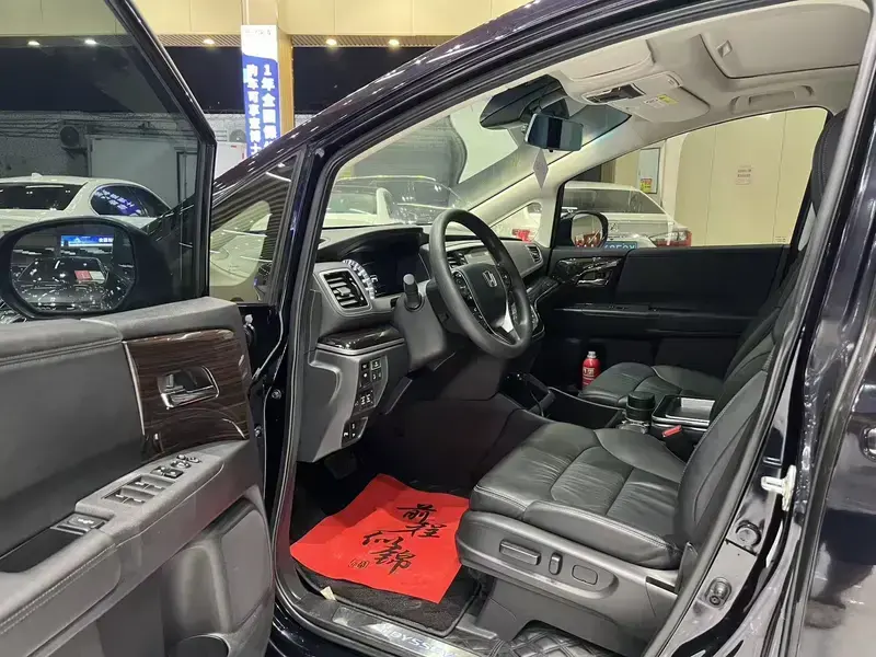 2021 Honda Odyssey с пробегом 46 700 км