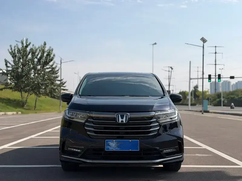 2024 Honda Odyssey с пробегом 17 000 км