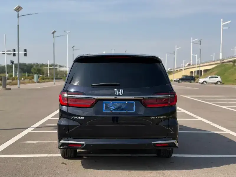 2024 Honda Odyssey с пробегом 17 000 км