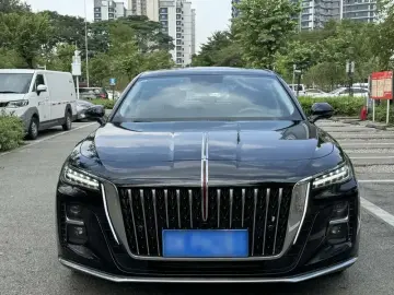 2024 Hongqi H5 с пробегом 70 000 км