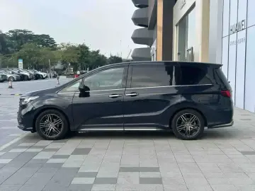 2022 Honda Odyssey с пробегом 66 000 км
