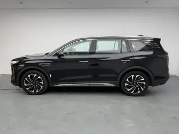 2024 Hongqi HS7 с пробегом 20 200 км