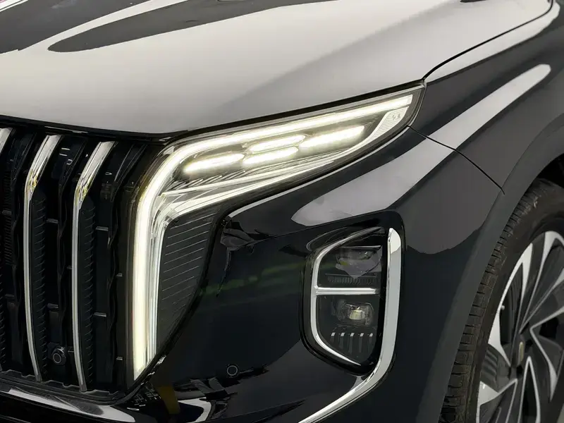 2024 Hongqi HS7 с пробегом 20 200 км