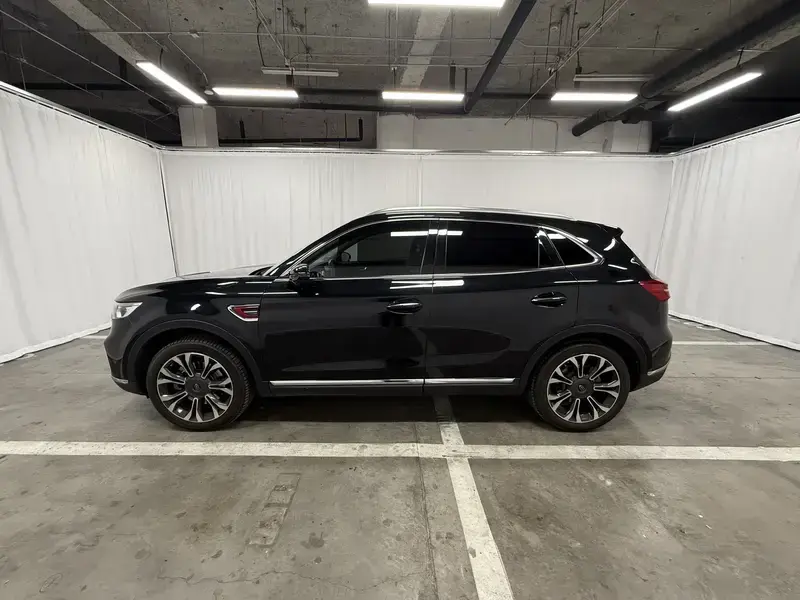 2019 Hongqi HS5 с пробегом 24 700 км