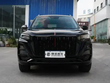 2025 Hongqi HS5 с пробегом 10 000 км