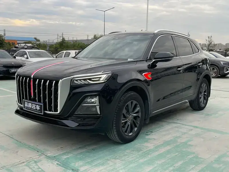 2025 Hongqi HS5 с пробегом 20 000 км