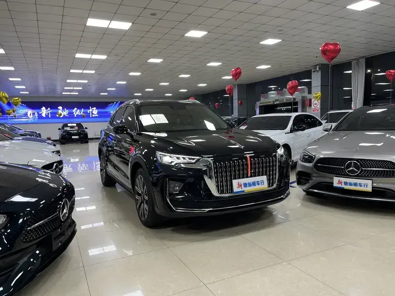 2022 Hongqi HS5 с пробегом 73 000 км