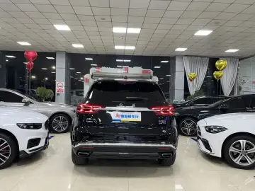 2022 Hongqi HS5 с пробегом 73 000 км