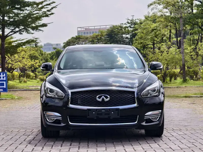 2019 Infiniti Q70 с пробегом 58 000 км