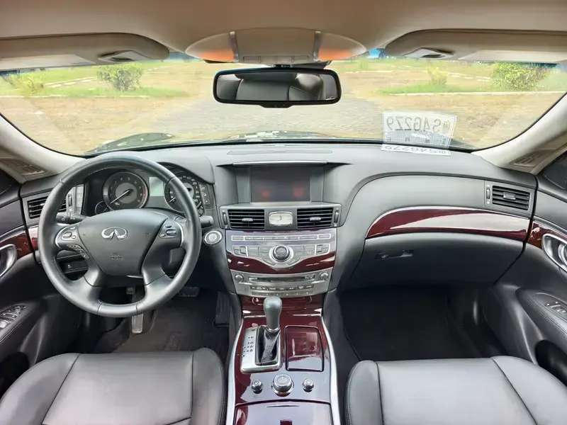 2019 Infiniti Q70 с пробегом 58 000 км