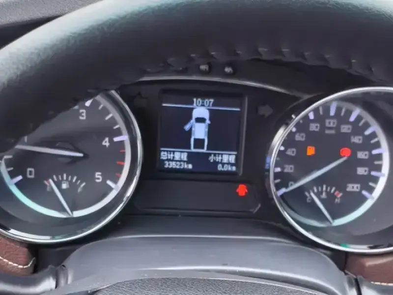 2018 JAC T8 с пробегом 33 000 км