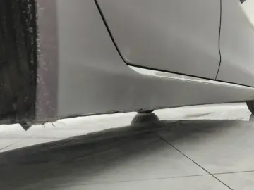 2020 Jaguar XE с пробегом 83 000 км
