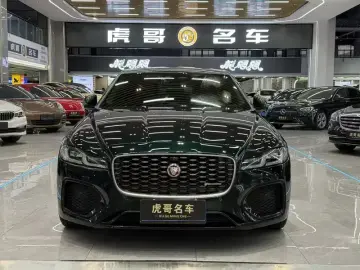 2023 Jaguar XF с пробегом 24 500 км