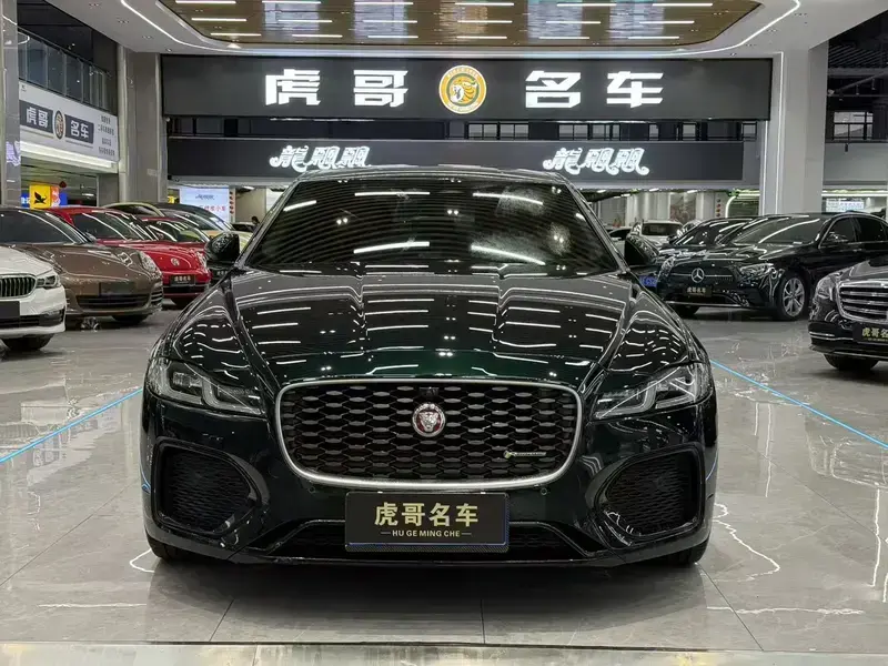2023 Jaguar XF с пробегом 24 500 км