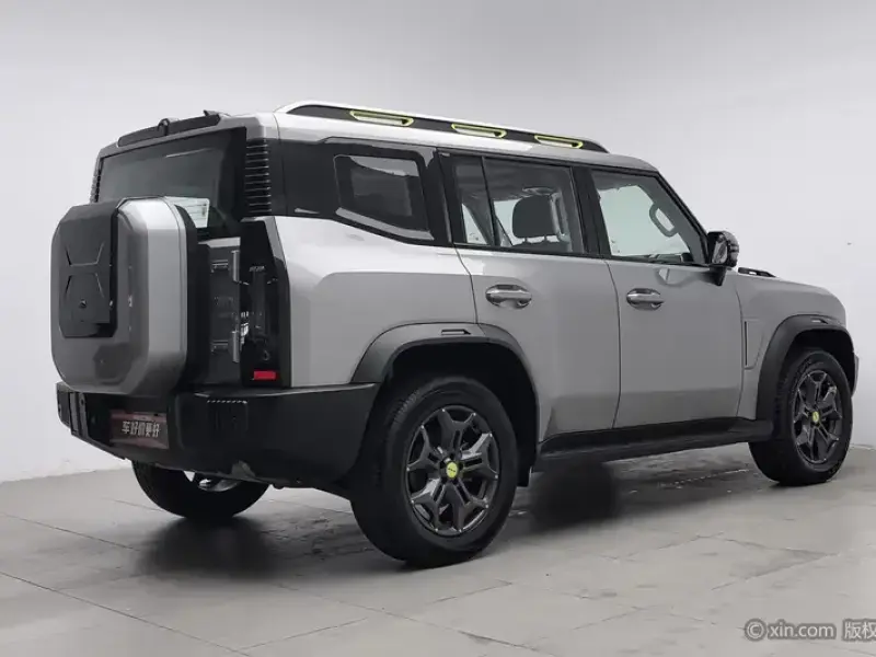 2023 JETOUR T2 с пробегом 39 400 км