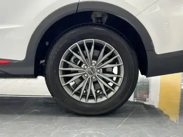 2023 JETOUR X70+ с пробегом 10 400 км