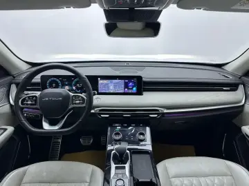 2023 JETOUR X70+ с пробегом 37 000 км