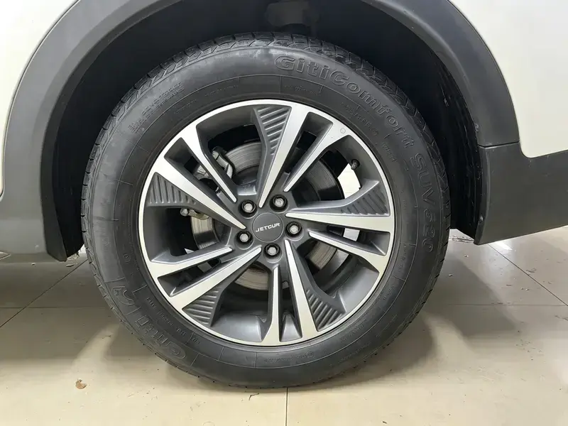 2024 JETOUR X70+ с пробегом 46 100 км