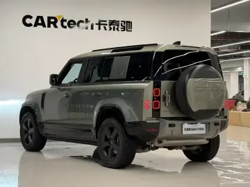2022 Land Rover Defender с пробегом 23 000 км