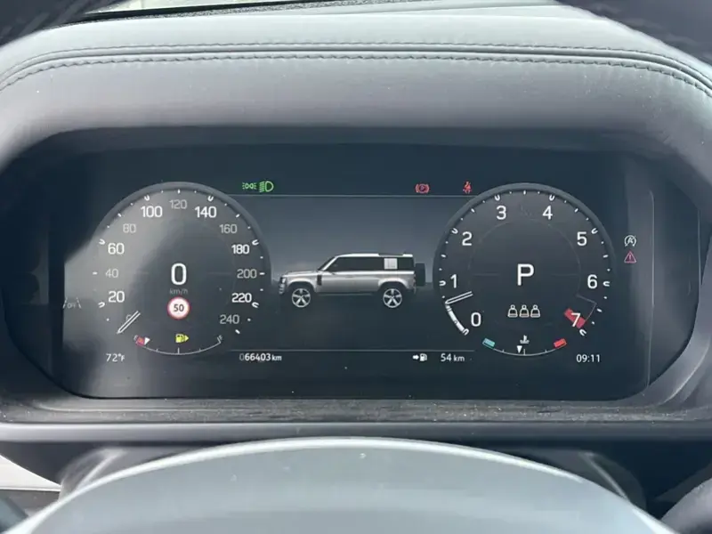 2024 Land Rover Defender с пробегом 66 000 км