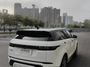 2026 Land Rover Range Rover Evoque с пробегом 3 500 км