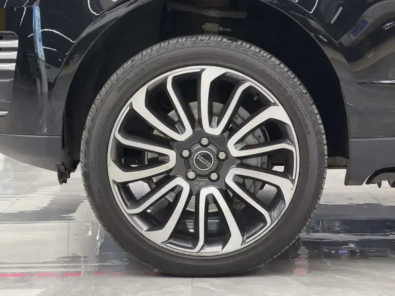 2022 Land Rover Range Rover с пробегом 40 900 км