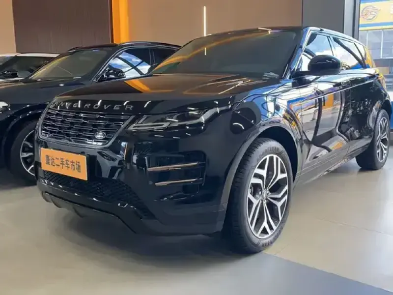 2024 Land Rover Range Rover Evoque с пробегом 800 км