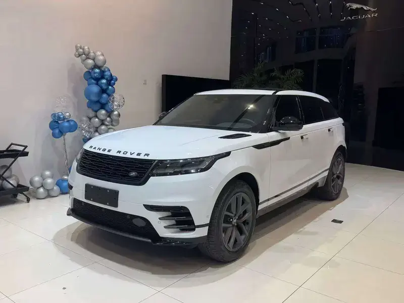 2025 Land Rover Range Rover Velar с пробегом 4 000 км