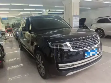 2025 Land Rover Range Rover с пробегом 2 600 км