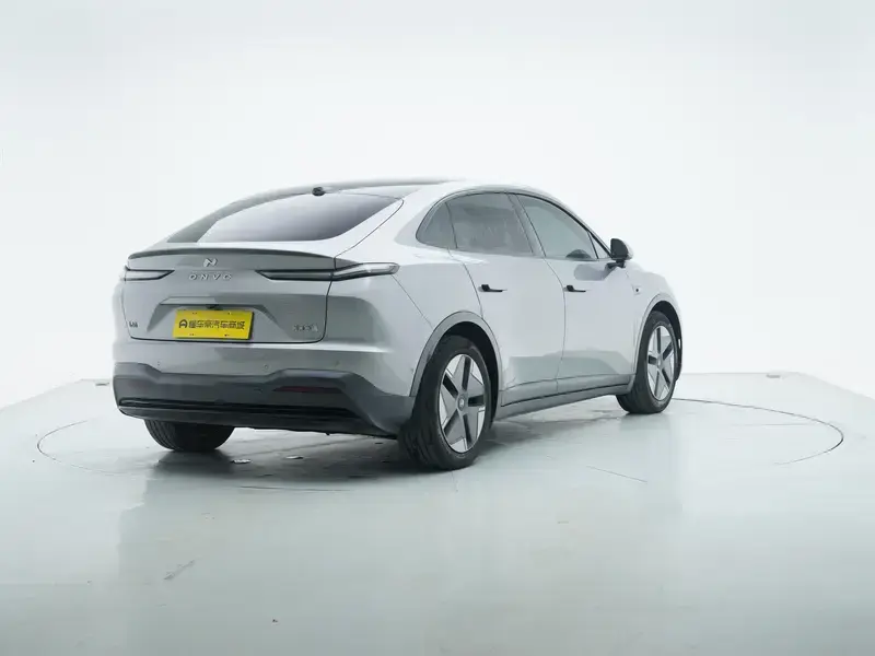 2024 Nio Onvo L60 с пробегом 44 400 км