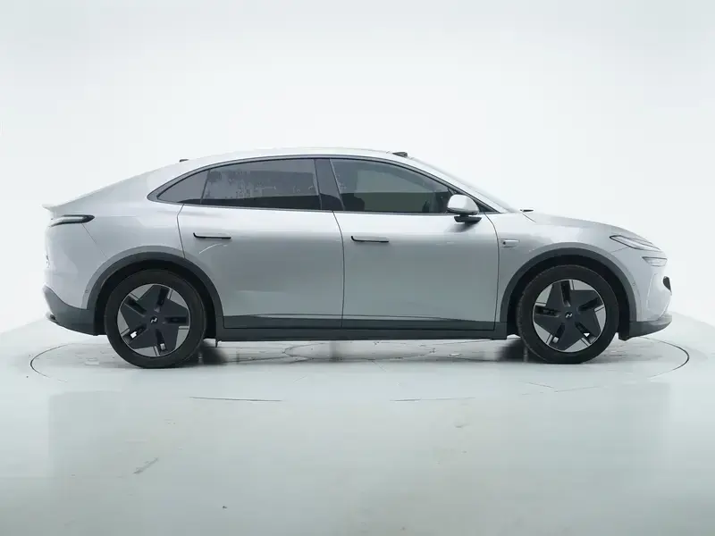 2024 Nio Onvo L60 с пробегом 44 400 км