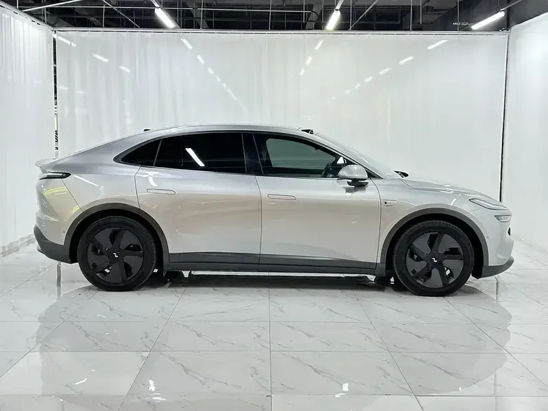 2024 Nio Onvo L60 с пробегом 37 300 км