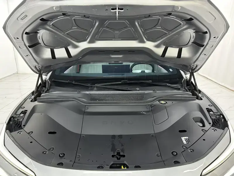 2024 Nio Onvo L60 с пробегом 37 300 км