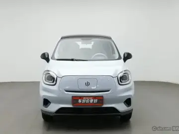 2025 Leapmotor T03 с пробегом 16 000 км